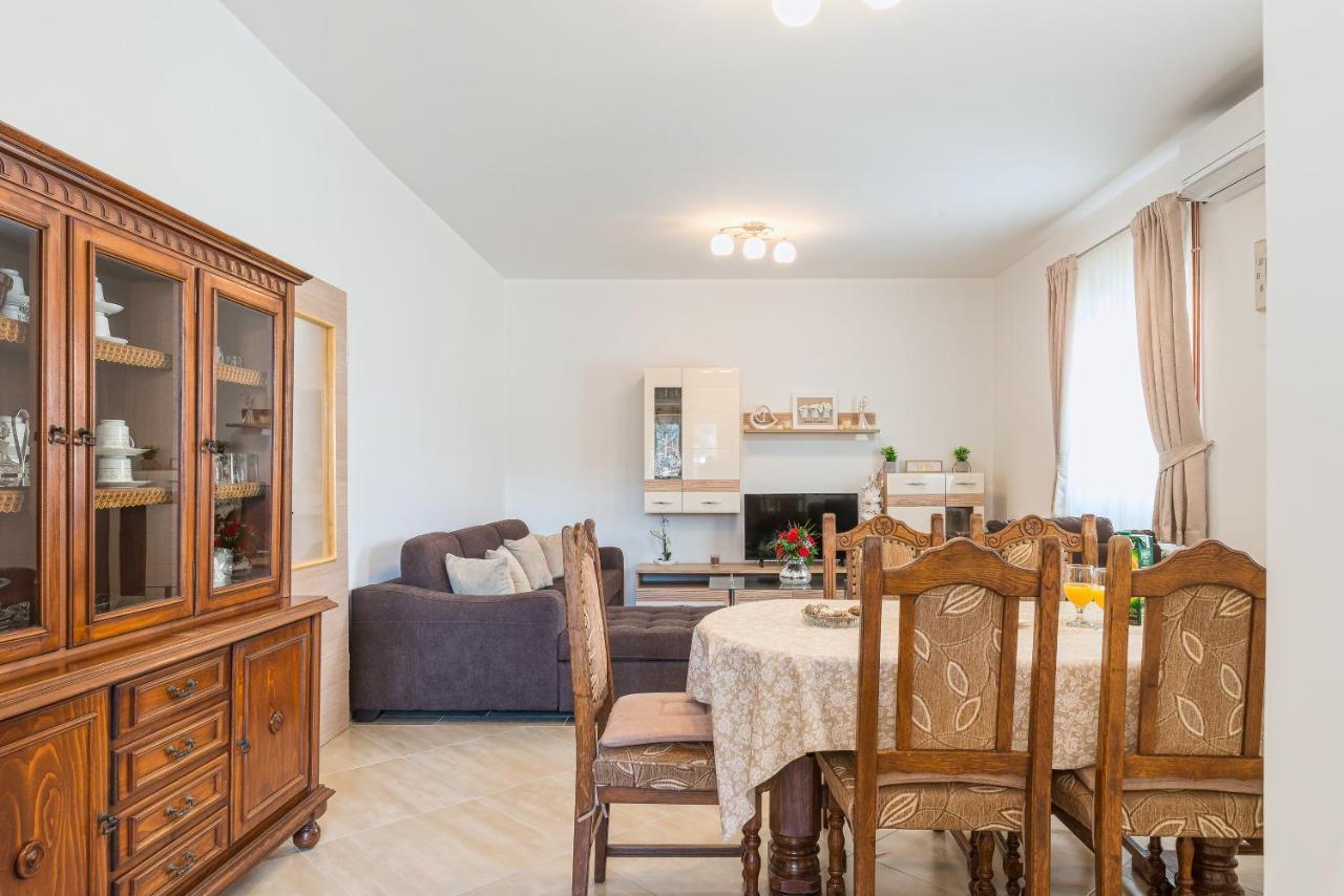 Apartman Tea Privlaka  Dış mekan fotoğraf